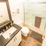 Cozy Stylish 1-Bedroom In Hollywood With Free Gated Parking